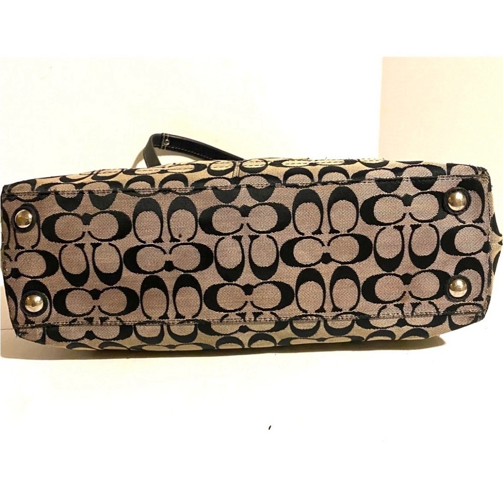 Coach vintage CC signature print canvas satchel handbag - Picture 5 of 9